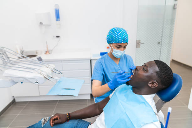Best Broken or Cracked Tooth Emergency Dentist in Mledgevle, IL